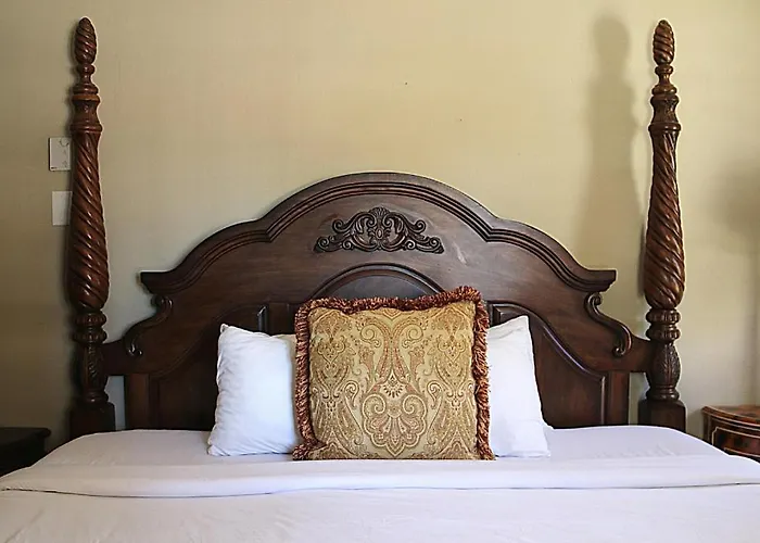 Inn New World Downtown 3*