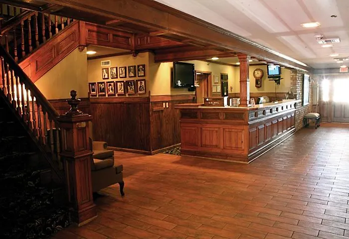 Inn New World Downtown Pensacola
