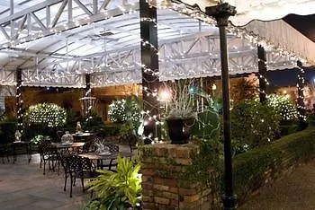 Inn New World Downtown Pensacola