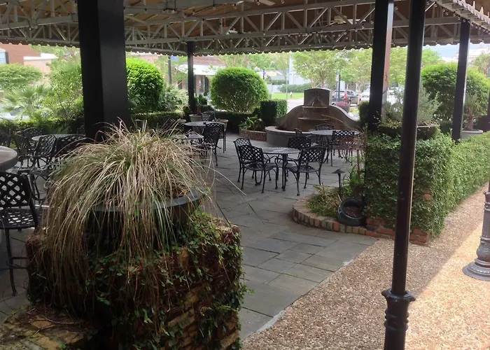 New World Downtown Inn